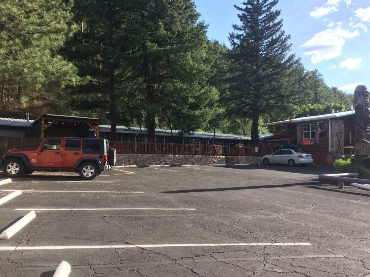 Sitzmark Chalet Inn Ruidoso Ngoại thất bức ảnh