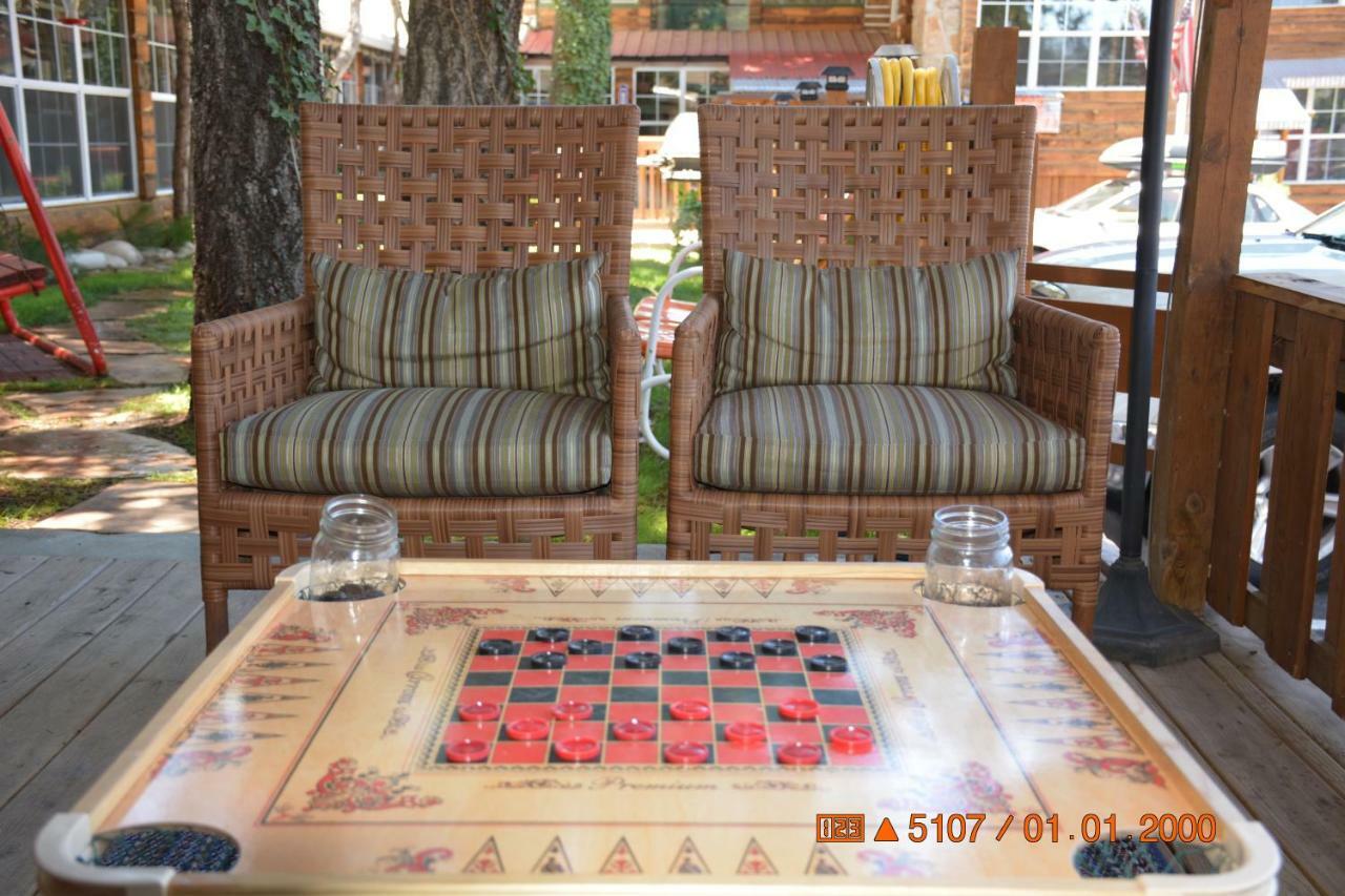 Sitzmark Chalet Inn Ruidoso Ngoại thất bức ảnh